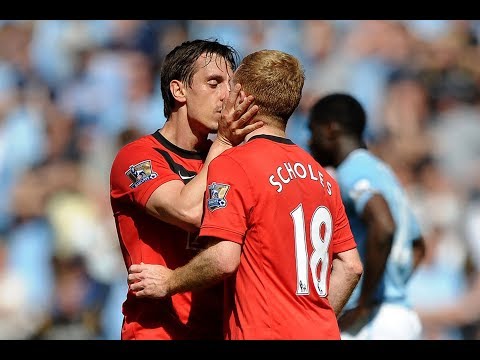 Gary Neville And Paul Scholes Kiss