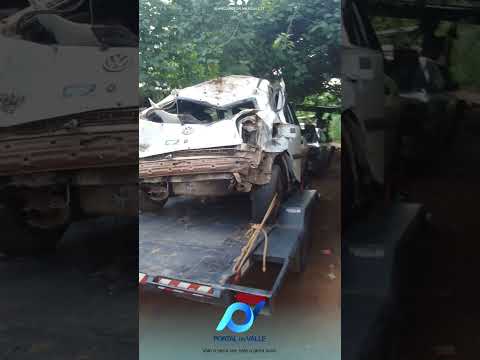 “Uma família de Jaraguá se envolveu em um acidente na GO-070, próximo a Inhumas. O carro acabou c