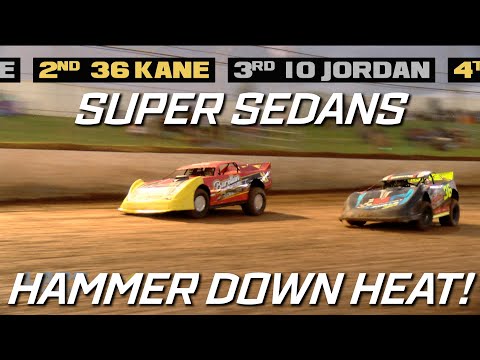 Super Sedans: Darren Kane Hammer Down Heat Race! - Toowoomba Speedway