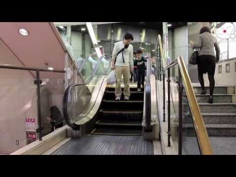 download lagu mp3 mp4 Le Plus Grand Escalator Du Monde, download lagu Le Plus Grand Escalator Du Monde gratis, unduh video klip Le Plus Grand Escalator Du Monde