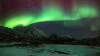 Thirty Seconds To Mars-Northern Lights (Lyrics Version)
