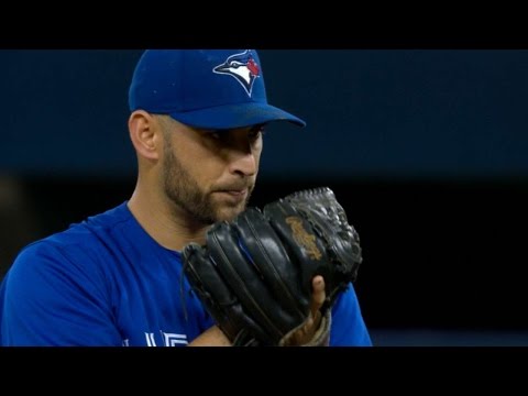 5/11/17: Smoak drives in four runs in Blue Jays' win