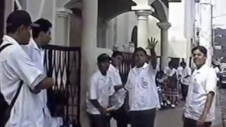 preview picture of video 'Colegio Montessori Santa Ana 1 de noviembre de 1996'