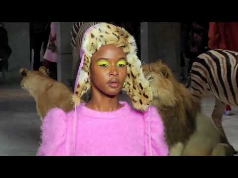 Junko Shimada Paris Woman FW18-19