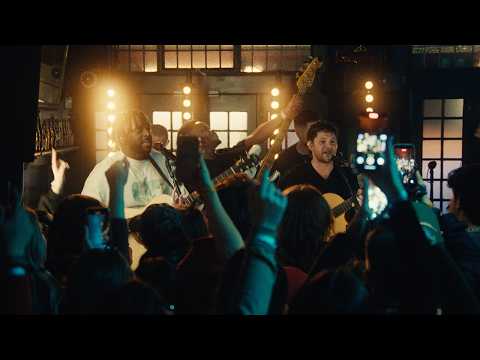 Myles Smith and Niall Horan