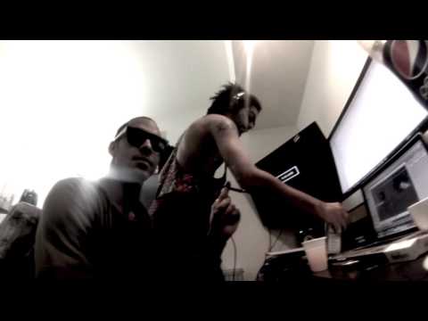 Avidix&CaliJohn- iStayHig (in studio) Part.1