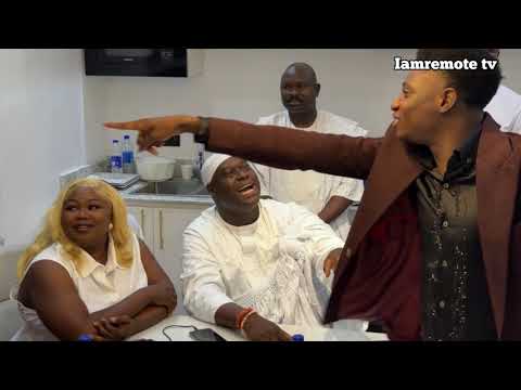 FUUNY MOMENT OONI OF IFE COULD’T HAVE ENOUGH OF PASTOR REMOTE