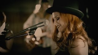 &quot;White Rabbit&quot; - Gleewood feat. Robyn Cage (Jefferson Airplane cover)