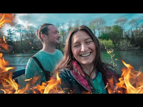 Unconventional Heating Solution on a Narrowboat. How We Survived a Cold Spring Ditching Coal.