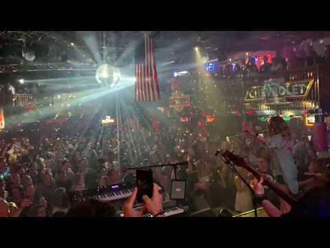 4 Non Blondes - What's Up Cassie B Project Moonshine Flats San Diego