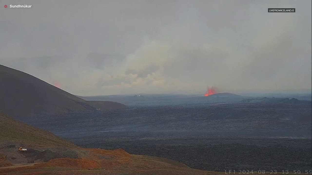 LIVE: Volcano Erupts in Southwestern Iceland