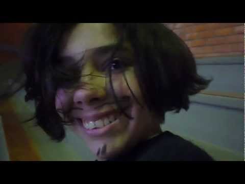 Menina De Bigode video