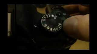 How to take a photograph of the moon using a Canon T2i DSLR camera