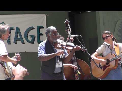 CBA FDF 2013 - The Earl White String Band   Old Time Fire on the Mountain