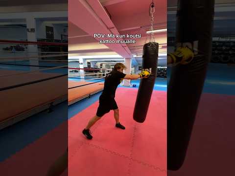 Pov: Mä kun valmentaja kattoo muualle