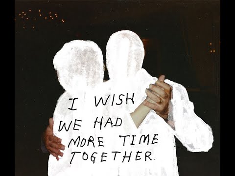 neverlandboys - blond gelocktes haar / wahres gesicht