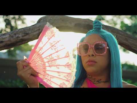 Bad Azz Becky / No Effort Freestyle OFFICIAL VIDEO