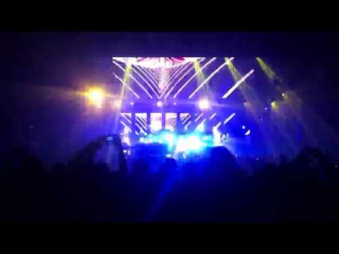 Tiesto -Live- "Adagio For Strings" Part 1