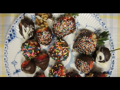 How to Make Chocolate Dipped Strawberries Infused with Finnish Vodka. A Homemade Dessert Recipe ♥♡