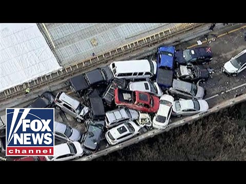 69車大面積追尾事故至少51人受傷 (At least 51 people injured in massive 69-car pileup)