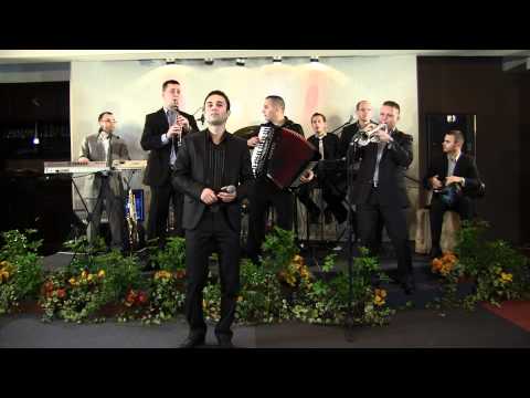 Dejan Nikolovski Cule & Drim Tim-Roden sum za pesna