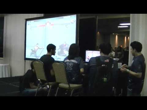 USF4 @ NEC15 Crowd Monster Reactions - Zaferino vs EG Ricky Ortiz