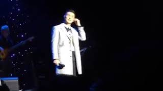 陳展鵬 Ruco Chan (一起走過的日子) vs Dinding pemisah = has same melody