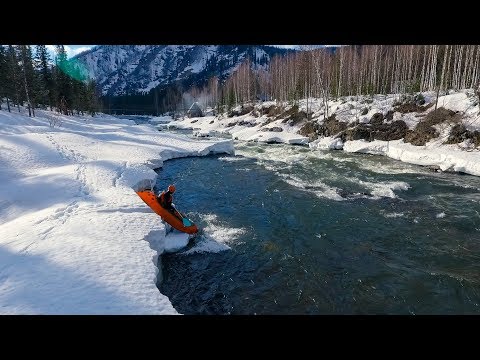 Пакрафтинг на апрельском Казыре (full version) Packrafting in Siberia English sub