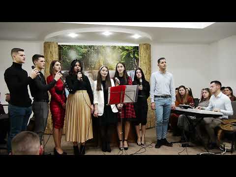 Buna seara oameni buni #Grupul de tineri Nucet# Live la Fanate