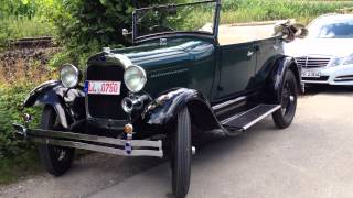 preview picture of video 'Oldtimer Ford Model T'