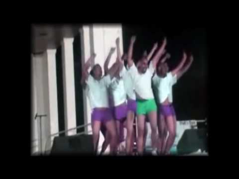 Polynesian Dancers very funny - Delirious