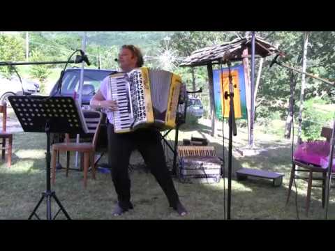 DEBORA  SBARRA  "  La Ciarda di  Monti  "