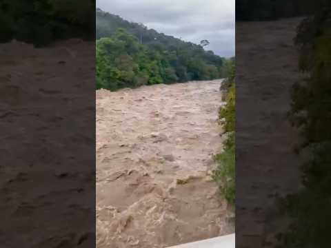 Creciente del río Fragua Chorroso en San José del Fragua #caquetá