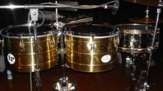 QUE SACRIFICIO: ANTONIO AGUILAR CON TAMBORA