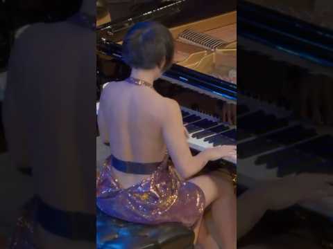 Yuja Wang, Gustavo Dudamel & LA Philharmonic = pure magic ✨| #shorts #piano #rachmaninoff