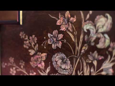 Magnificent Italian Craftmanship - Precious Sideboard