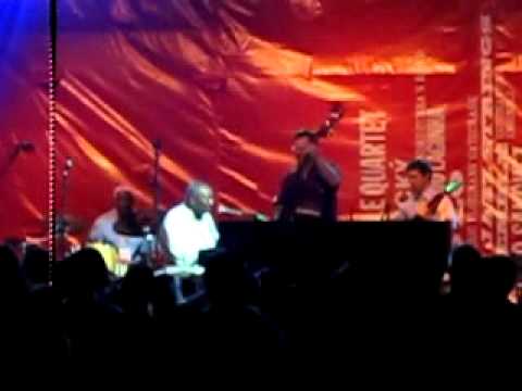 HKIJF 2011 - Freddy Cole Quartet (excerpt 2)