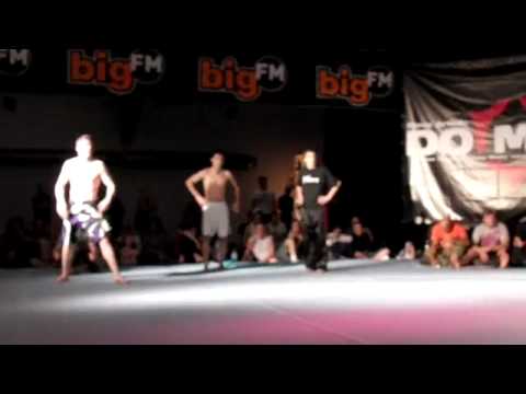 Team FlashWhip vs Team Bay