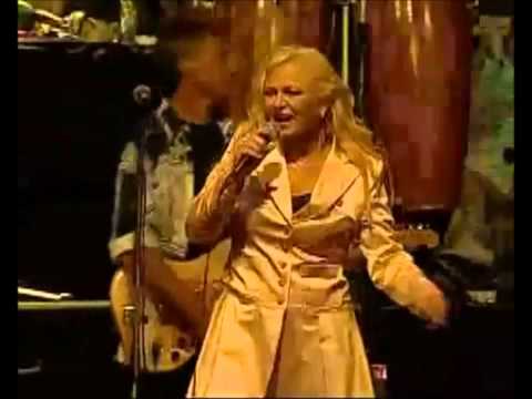 Doing La Bamba (Golden Memories Tour Fiji) - Toni Wille (Feat. the voice of Pussycat) -