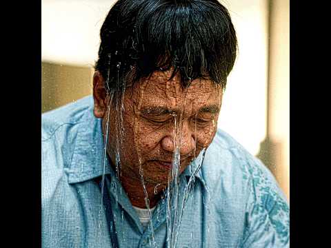 I sweat so much that my computer broke down.😨