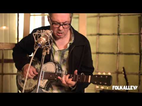 Folk Alley Sessions: Kevin Gordon - "Shotgun Behind the Door"