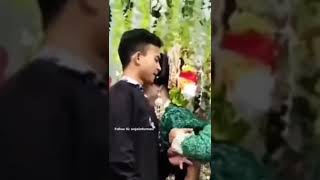 Download lagu Pengantin wanita menangis di datangi sang mantan di hari pernikahan#shorts mp3