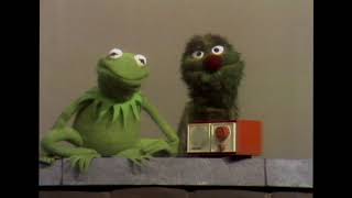 Sesame Street - Kermit and Grover - Loud and Soft