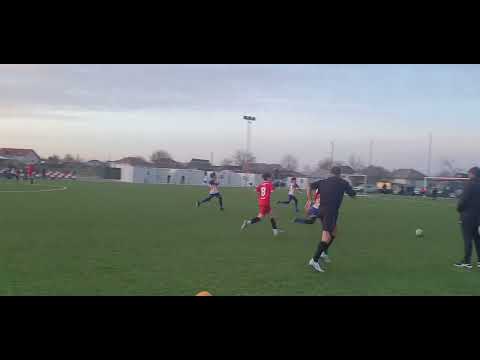 F.C.BACĂU- A.S.ARIPILE BACAU (2)     3-1