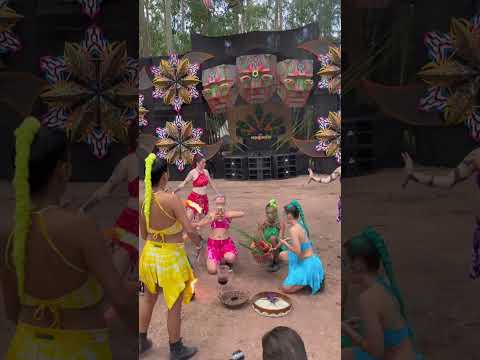 Ritual de abertura Filhas de Baubo PSYcodélicos vs Pessegodelia 2023.