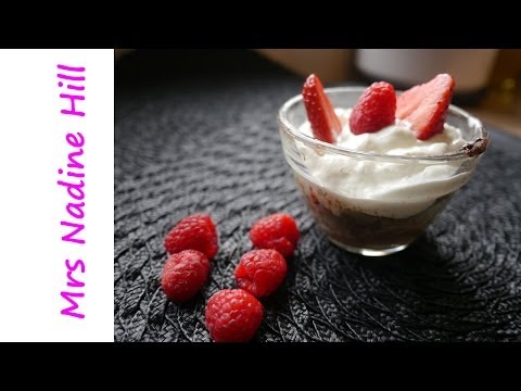 How to Make a Slimming World 'Love Pud' ...(Or Chocolate Cake in a Mug!)