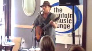 Marc Broussard - Hope For Me Yet, A Song For You (Seattle Starbucks 10 01 06).mp4