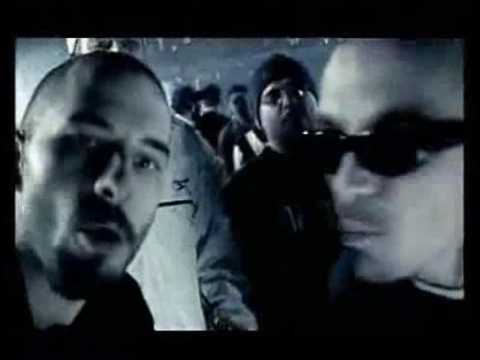 La Familia   Vorbe feat  Uzzi