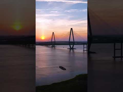 The Beauty of US Train Travel: Rainy Day Edition | Rainy Day : Exploring Chicago's Train Stations 4K