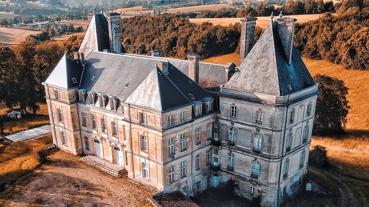 INCREDIBLE Abandoned Château Untouched With EVERYTHING LEFT BEHIND